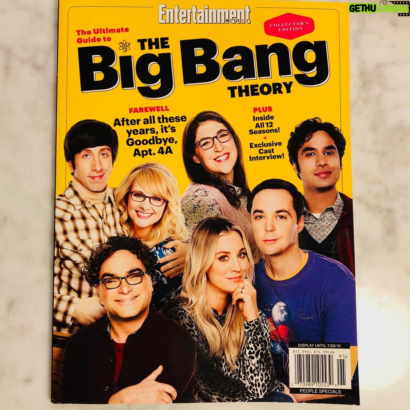 Melissa Rauch Instagram - This whole @entertainmentweekly is entirely @bigbangtheory_cbs cover to cover! So much fun stuff inside!