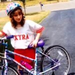Melissa Rauch Instagram - #FBF Extra since the 90’s.