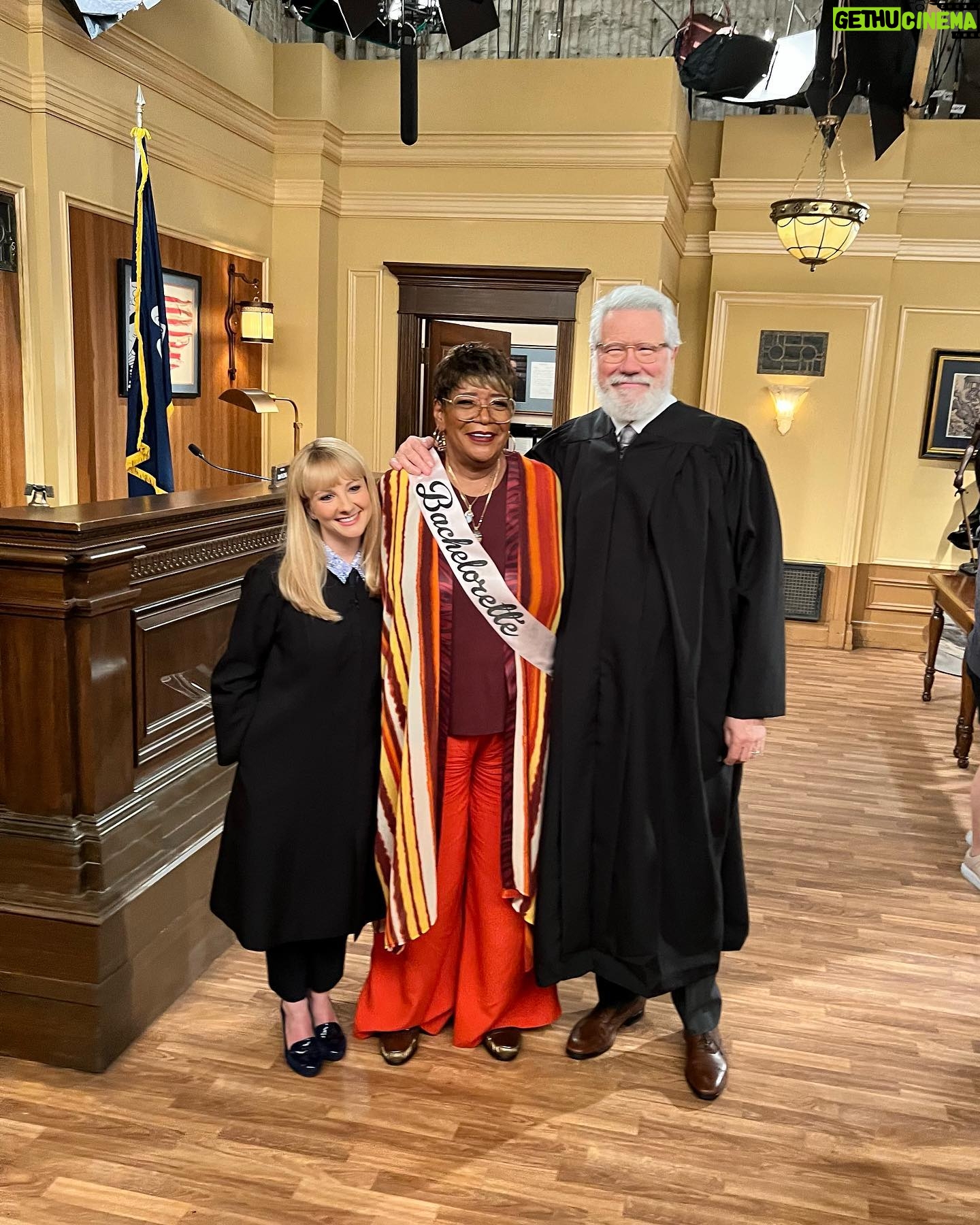 Melissa Rauch Instagram - Beyond thrilled to have had true Night Court royalty in our presence with the brilliantly talented and hilarious @marshawarfield reprising her legendary role of “Roz” in tonight’s #NightCourt season finale. The reaction from the studio audience the night we filmed it was magical. When she walked out on that set and with her iconic laser delivery served up her reply to John Larroquette’s Dan Fielding, there were audible gasps of excitement, massive applause, laughter and tears of joy. It was a truly special moment unlike anything I’ve ever witnessed. Not only is Marsha an immensely gifted actor and stand-up, she’s one of the most wonderful humans. She has a remarkable gift in which the words she shares with you in conversation go directly into your heart where they will stay cherished forever. Cannot thank her enough for joining us and for being absolutely incredible in every way. I’m so excited for you all to get to see more of Roz’s return in our Season 2 premiere! 💙
