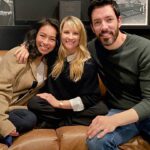 Melissa Rauch Instagram - LOVED talking with @imlindork and @mrdrewscott on their podcast At Home With Linda and Drew (recorded before we were all staying at our respective homes). Give it a listen! #AtHomePodcast @athome