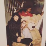 Melissa Rauch Instagram - Round 2 💝 *** @kunalkarmanayyar #simonhelberg @stevemolaro @kaleycuoco @missmayim @therealjimparsons @sanctionedjohnnygalecki