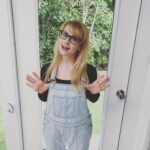 Melissa Rauch Instagram - Monday ‘ralls 💚 #rallin’