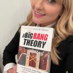 Melissa Rauch Instagram - RAUCH READS (The Book Club absolutely NO ONE asked for) is back! And I am overjoyed to share the crown jewel of my book club recommendations….THE BIG BANG THEORY: THE DEFINITIVE INSIDE STORY OF THE EPIC SERIES by Jessica Radloff. It is out NOW and it’s amazing! @jessicaradloff14 put every bit of her heart & soul into this incredible book. I’m in complete awe of what she created here. It is a page turning must read for everyone who enjoyed the show (heck, if you didn’t enjoy the show, I still think it’s extremely interesting and come on, who doesn’t love a good hate read)?! Also selfishly, I’m so happy to have what is essentially a Year(S)book of an incredibly special time in my life…complete with a ton of fantastic pictures and countless hours of in depth interviews Jessica did with all of us, which she’s brilliantly woven together. You know what they (zero people) say… “If you want to be a Rauch Reader, you gotta read!” So here is your chance. Get yourself a copy of this extraordinary book and be as amazed as I was with tons of information I never knew about a time and place that will forever be in my heart. *Also, here’s some behind the scenes pics of my book club photo shoot…I’m a professional! ♥️ You can order it at Amazon, Barnes & Noble or www.thebigbangtheorybook.com