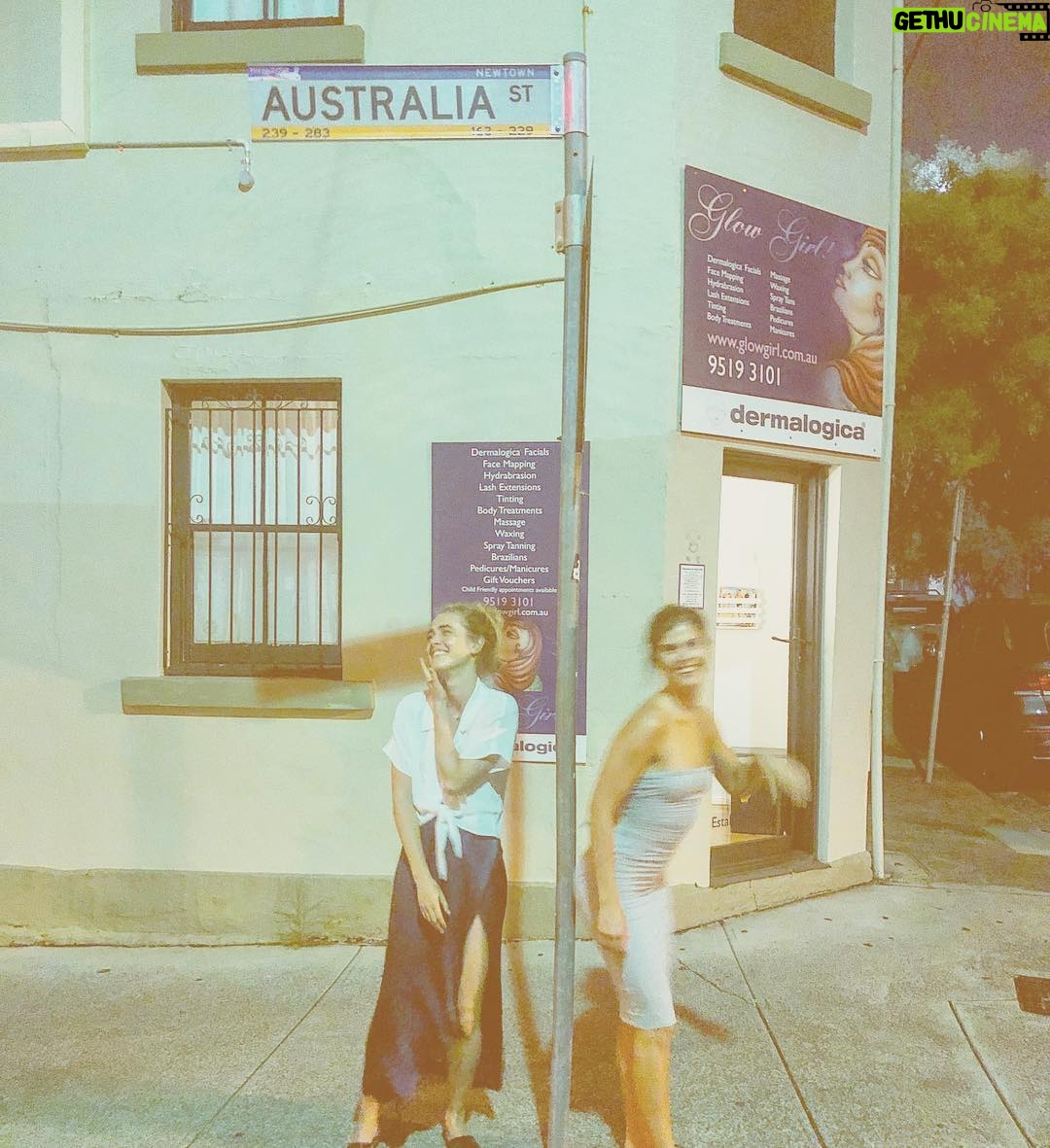 Melissa Roxburgh Instagram - Australia Street