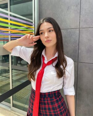 Meltem Akçöl Instagram - yarın @diziduybeni günü!🫶🏼