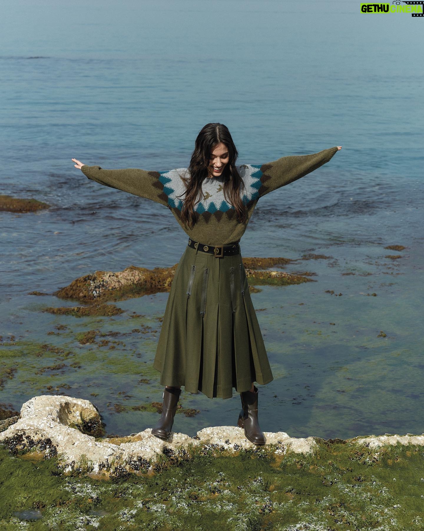 Meltem Akçöl Instagram - InStyle KASIM’23 / @instyleturkiye Yayın Direktörü: @isiksimsek Röportaj: @eylulsolakoglu Fotoğraf: @biemre Styling: @ekinsuoktar Styling Asistanları: @yoncastalf , @zelihacodarr Saç: @harunates001 @arkhehairdesign Makyaj: @barisyilmmaz Fotoğraf Asistanları: @bbarisbal , @yasheent