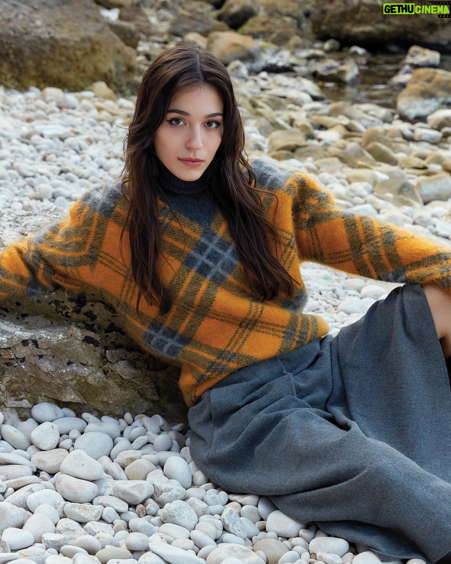 Meltem Akçöl Instagram - InStyle KASIM’23 / @instyleturkiye Yayın Direktörü: @isiksimsek Röportaj: @eylulsolakoglu Fotoğraf: @biemre Styling: @ekinsuoktar Styling Asistanları: @yoncastalf , @zelihacodarr Saç: @harunates001 @arkhehairdesign Makyaj: @barisyilmmaz Fotoğraf Asistanları: @bbarisbal , @yasheent