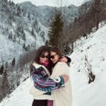 Meltem Akçöl Instagram – happyweekendump❄️💙👭🏻