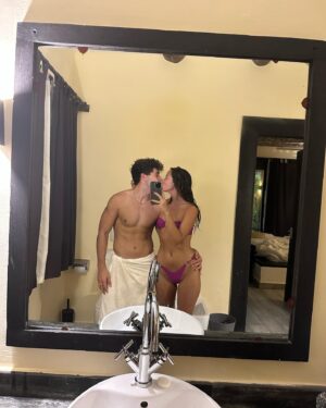 Melyssa Pinto Instagram - Deseando estamos de esto:) ⏳🐬💦🐠🌞