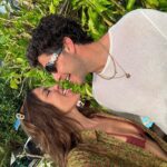 Melyssa Pinto Instagram - My playlist 🐬🐠💦🐢🫧🌤️🍉🧜🏽‍♀️🌺🏝️