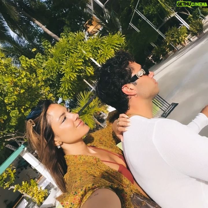 Melyssa Pinto Instagram - My playlist π¬π π¦π’π«§π€οΈππ§π½ββοΈπΊποΈ