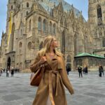 Mercedes Blanche Instagram - Wunderschön 24 hours in Vienna 🫶🏻 @NovaMen by @FashionNova
