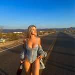 Mercedes Blanche Instagram - You guys are going somewhere or just going?