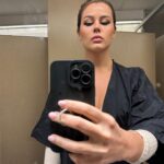 Mercedes Blanche Instagram - Last picture dump of 2022. Damn. I usually don’t post huge captions so thank you in advance for reading it ☮️ The beginning of this year I wrote down 10 milestones I wanted to achieve. Manifested and journaled every single day. Guess what?All of them happened within the 12 months frame. Actually the last one happened today how funny. I lost and gained many people for the better good. Incredibly grateful for those who are still in my inner circle. You must protect your energy and the biggest lesson I have learned this year is that your gut feeling is never wrong. Choose your people wisely and always give the benefit of the doubt until they prove it otherwise. Also if you are going through some shitty days think of it as : will this affect me next year? Or 5 years from now? If not then let it go.Also thank YOU for following my journey on social media. I kept and keep growing and discovering new things all the time. This is my passion and work so thank you for being part of that. I love you. I manifest that may everything you wished for come true. Stay weird 🧘‍♀️