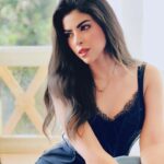 Merna Gamel Instagram - Simplicity is interesting 🌱