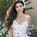 Merna Gamel Instagram - Hello Spring 🌱🌤️ Styled by @sandragamil1 👗📸