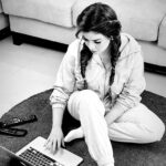 Merna Gamel Instagram - اختارو معايا اي مسلسل ؟؟؟ 🖥🤔