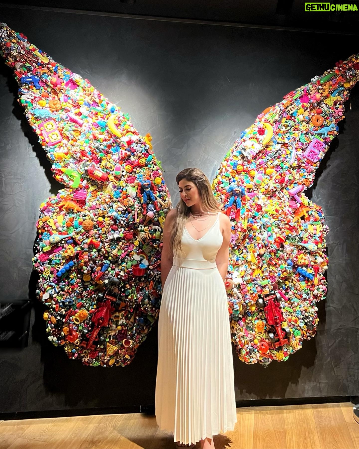 Merna Gamel Instagram - Paint yourself with the sprinkles of self love ✨🦋✨