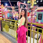 Merna Gamel Instagram - Happiness 🥰🍭🎢🎡🧸🎈🎈🎈 @globalvillageuae