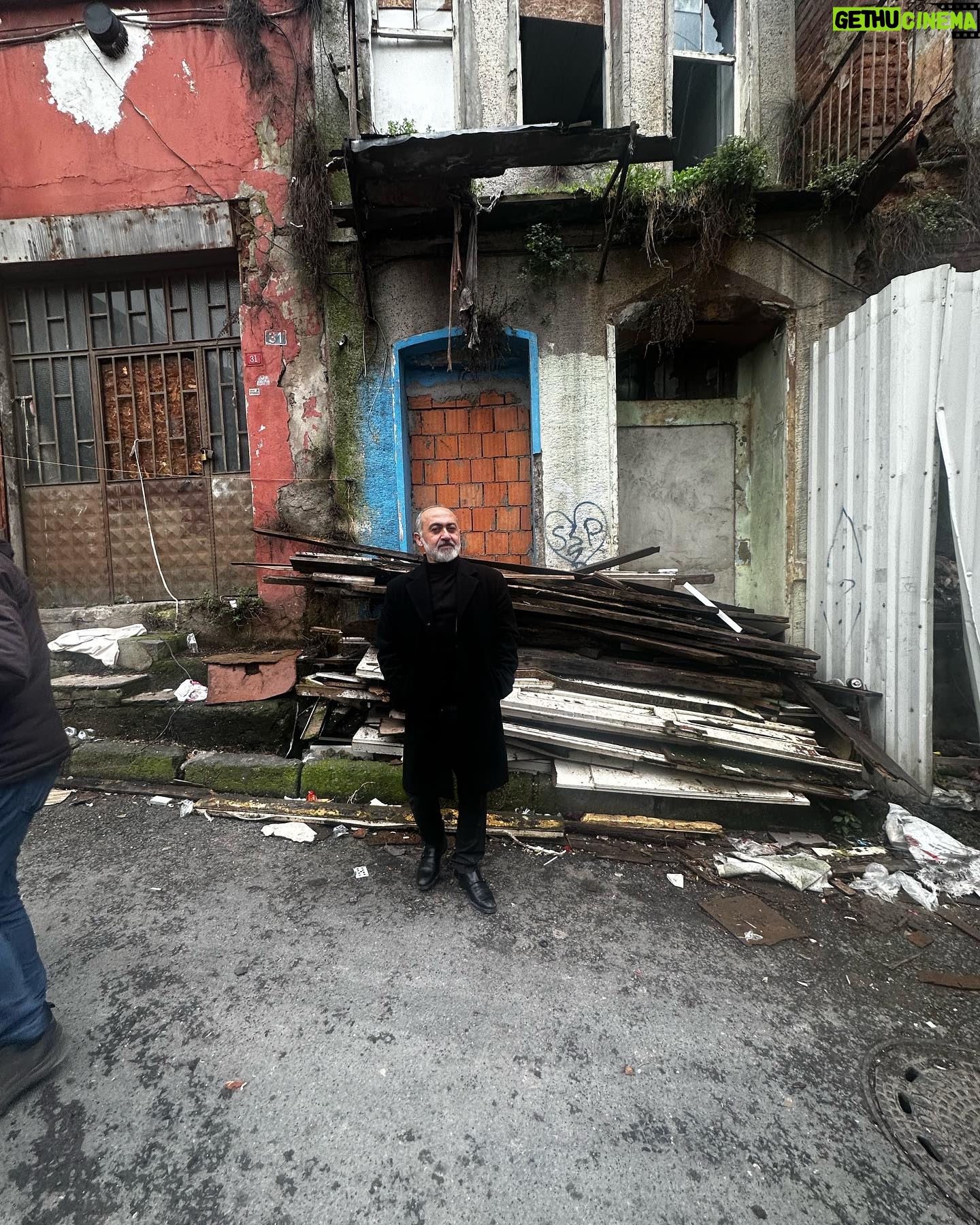 Merve Çağıran Instagram - Dump @kopukdizi Yarın akşam @foxturkiye’de