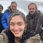 Merve Dizdar Instagram - Kuru Otlar Üstüne…sinemalarda❤️🙏