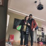 Merve Dizdar Instagram – Benim top 10’ummm hakkında biraz konuşalım mı :)))) @cioayg ❤️🥹 fosforlu pencil favorimmmm ahaha😁🌺
