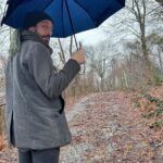 Merve Dizdar Instagram – Canım @cioayg drama en sevdiğim şey biliyorsun. Çocukken evcilik oyunlarımı anlattım sana :)) Hayatıma komedi soktuğun için teşekkür ederim. Sadece birini güldürmekten bahsetmiyorum. Senin hayata bakış açın en sevdiğim şeylerden biri oldu. Üretmeyi, çoğaltmayı, paylaşmayı, hayvanları çok sevmeyi, bitkilere çok iyi bakmayı, film izlemeyi, insanlara neşe saçmayı çok iyi bildiğin için çok mutluyum. Senin gibi biri böyle bi dünyada yaşadığı için ve O’nu tanıdığım için çok şanslıyım. Neş’en daim olsun cio’m. İyi ki doğdun. İyi ki varsın bu hayatta ve tüm sevdiklerinin hayatında❤️seni seviyorum.
