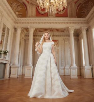 Meryem Uzerli Instagram - How I felt in the most amazing wedding dress of the world ? No words …  THE WEDDING DRESS @maison.novague ❤️#maisonnovague