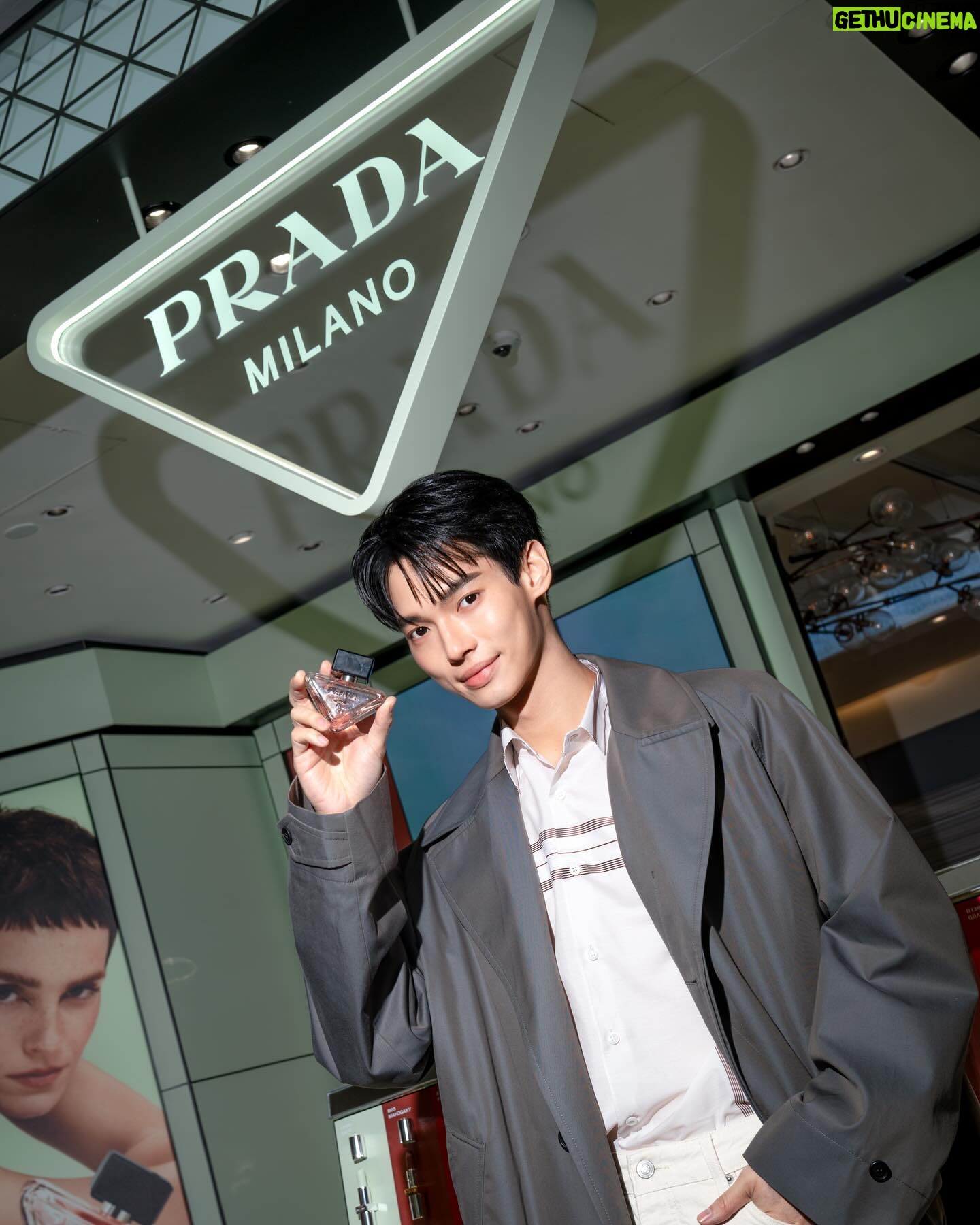 Metawin Opas-iamkajorn Instagram - NEVER THE SAME, ALWAYS MYSELF. Feeling grateful to be part of HONG KONG’s Prada Beauty launch💚 Visit @pradabeauty pop-up store in Sogo Causeway Bay now. Make sure you don’t miss the exclusive PRADA PRINT FACTORY customization service. It’s only available till May 1st! #PradaBeauty #RethinkingBeauty #PradaBeautyHK #PradaParadoxe