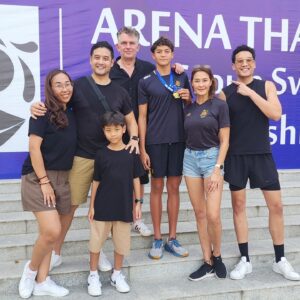 Metinee Kingpayome Instagram - 🏆Congrats to @5kye_s 1st Place Gold Medal Winner in the 400 Meter IM (14-15 age group) at the Arena Thailand Swimming Championship 2024. Making Skye Kingpayome Sharples #1 in Thailand in his age group! 👏 👏 👏  So proud of you ❤️ ❤️❤️