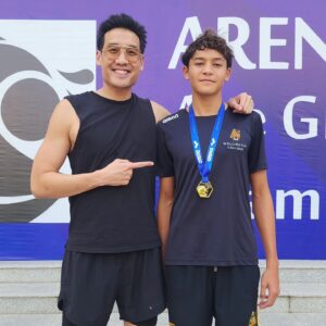 Metinee Kingpayome Instagram - 🏆Congrats to @5kye_s 1st Place Gold Medal Winner in the 400 Meter IM (14-15 age group) at the Arena Thailand Swimming Championship 2024. Making Skye Kingpayome Sharples #1 in Thailand in his age group! 👏 👏 👏  So proud of you ❤️ ❤️❤️