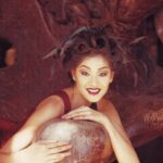 Metinee Kingpayome Instagram – Throw🔙 @metinee ❤️
Beauty @maefahluangfoundation 
30  yrs ago and still going strong