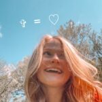 Mia Dinoto Instagram - Jesus has transformed me and my entire life and continues to do so everyday with the love He so freely gives. What He has done for me, He also wants to do for you. This is why I will never stop sharing His love❤️ • #Jesussetmefree #Christianinspiration #Jesus