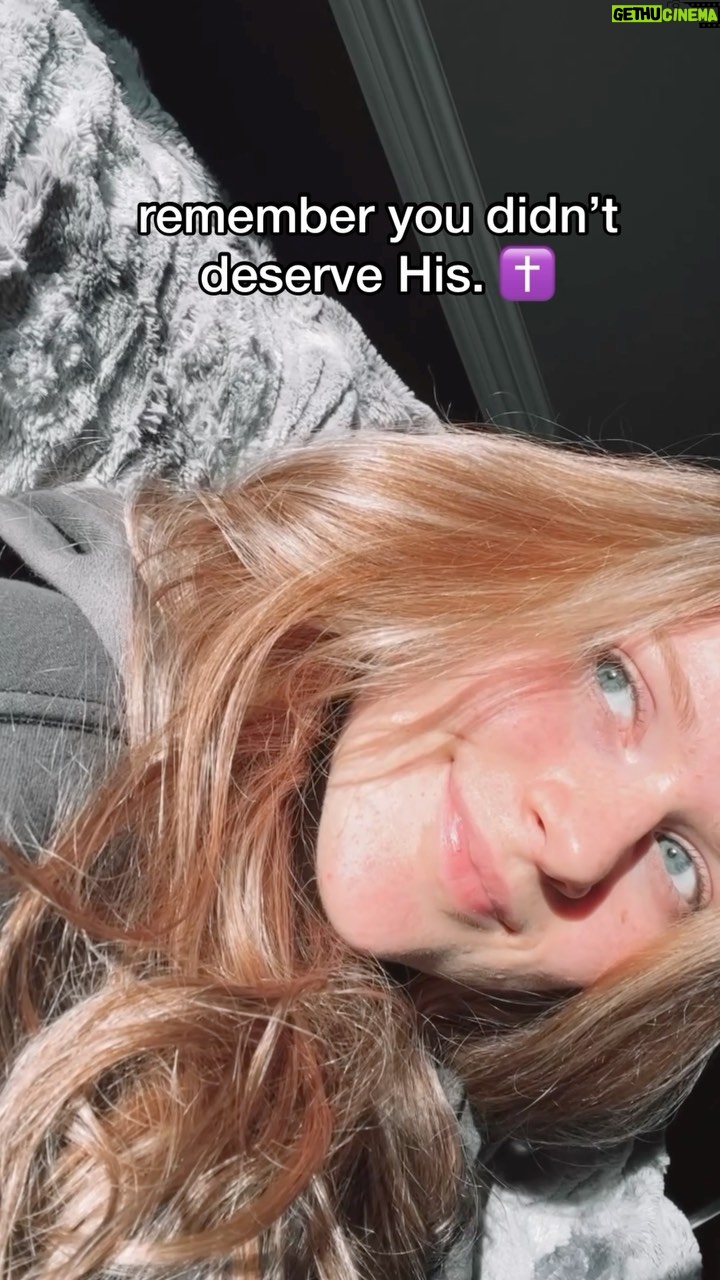 Mia Dinoto Instagram - “Be kind to each other, tenderhearted, forgiving one another, just as God through Christ has forgiven you.” - Ephesians 4:32 🤍 • #forgivness #forgive #forgivenessquotes #christianencouragement #christianliving #christianquotes #christianlife #spreadthegospel #JesusisLord