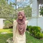 Mia Sara Nasuha Instagram - Don't need caption raya, just need duit raya 🤑🤑🤑