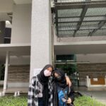 Mia Sara Nasuha Instagram – Reunion 🖤 @qistinanatisya 
.
.
.
#miasara
#miasaranasuha
#miayoutube
