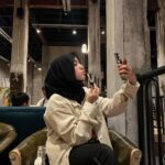 Mia Sara Nasuha Instagram – pov: You went to a cafe with me.. ☕️
.
.
.
#miasara
#miasaranasuha
#miayoutube