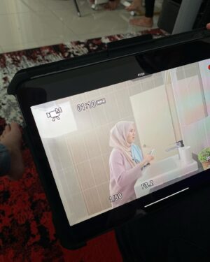Mia Sara Nasuha Instagram - usual morning routine 😌
.
.
.
#miasara
#miasaranasuha
#miayoutube