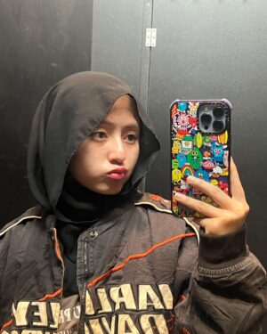 Mia Sara Nasuha Instagram - no makeup day!!