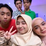 Mia Sara Nasuha Instagram - haih macam macam perangai masing masing 🤣 . . . #miasara #miasaranasuha #miasaranasuha