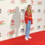 Mia Talerico Instagram - Now streaming 🎄♥️💚🎄 @hbomax #achristmasstorychristmas #redcarpet #christmas