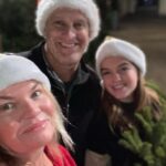 Mia Talerico Instagram - Merry Christmas Eve 🎄❤️💚Wishing you happy holidays from the Talerico’s #holidayphotodump #merrychristmas #happyholidays #smile #family #friends