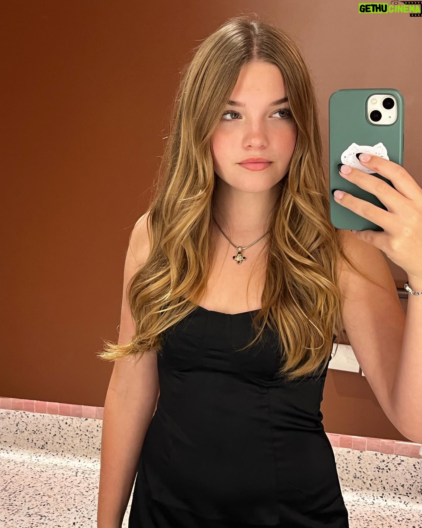 Mia Talerico - 114.6K Likes - Thanks @netflix for inviting me to the screening of The Curse of Bridge Hollow #thecurse #thecurseofbridgehollow #halloween 🎃👻Loved it and you will too🎃Out October 14 on Netflix #bathroomselfie