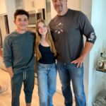Mia Talerico Instagram - Had a blast making scampi with @bradley_s_perry12 and @ericallankramer 💛🍤Link in bio for full video #familyreunion #family #cooking #goodluckcharlie #duncanfamily #bobduncan #gabeduncan #charlieduncan