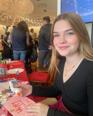 Mia Talerico Instagram - Grace you are such an inspiration ❤️Such an amazing space to create art @gracefisherfoundation #spreadthelove #love #inclusivearts #art