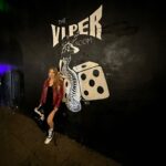 Mia Talerico Instagram - Monday mood ❤️🖤#viperroom #classiccat #holidays