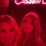 Mia Talerico Instagram - Monday mood ❤️🖤#viperroom #classiccat #holidays