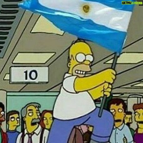 Mica Suárez Instagram - SOMOS CAMPEONES, ESTO ES HISTORICO, QUE HERMOSO SER ARGENTINA ❤️😭🇦🇷