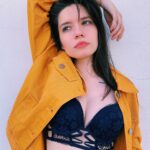 Mica Suárez Instagram - pues yo creo que tengo que tomar sol JAJJAJA