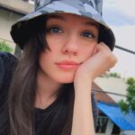 Mica Suárez Instagram - Quería sacarme fotos con el gorrito 👒